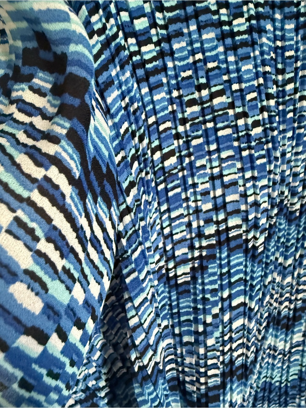 George Blue Multi-Tone Ruffle Front Top - Picture 4 of 5